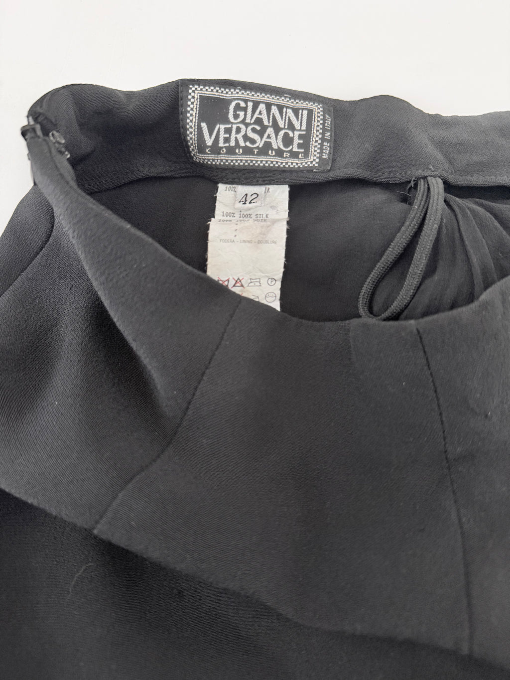 Gianni Versace Couture Fitted Column Skirt