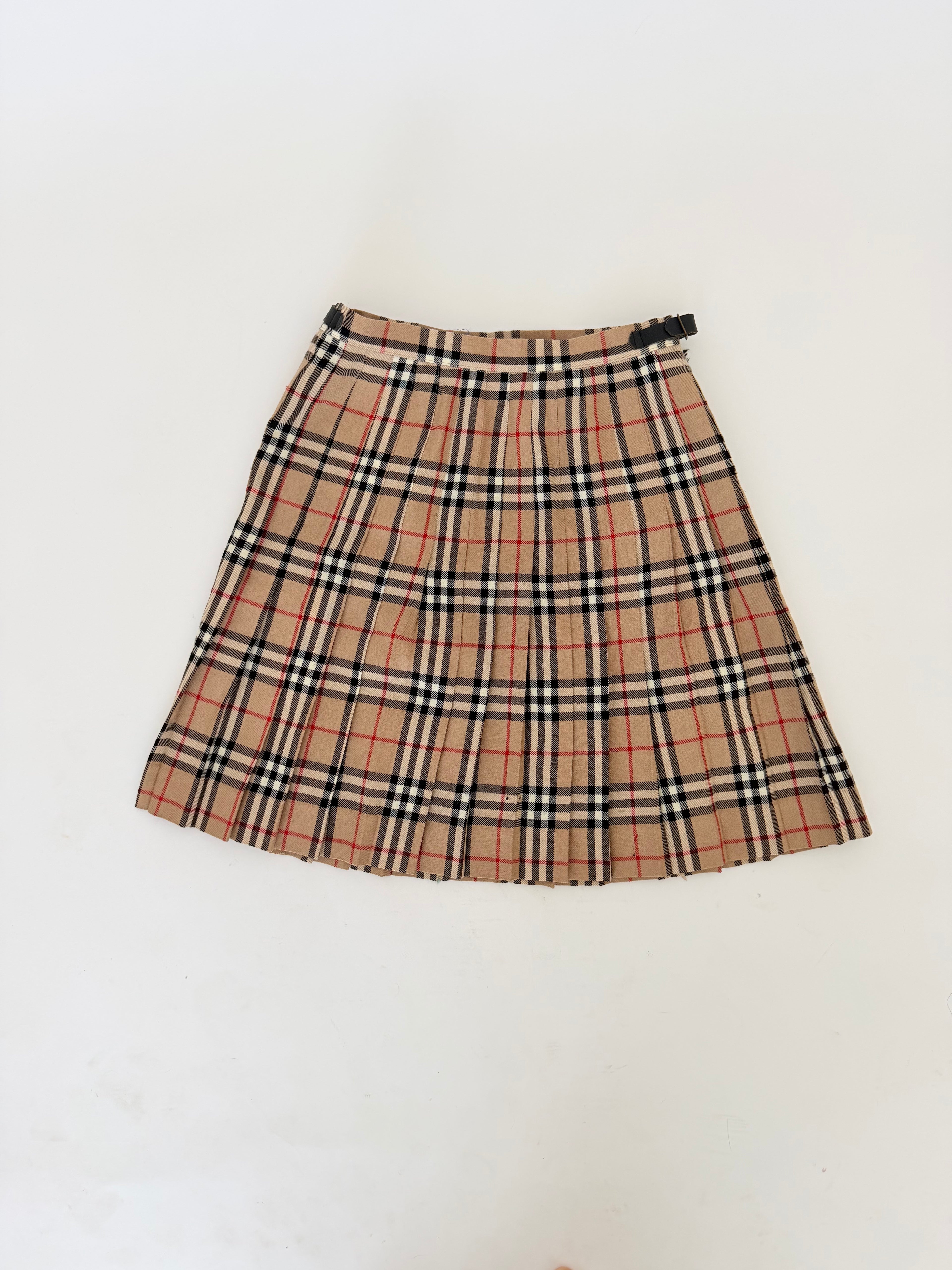 Burberry Blue Label Checks Skirt in size 36