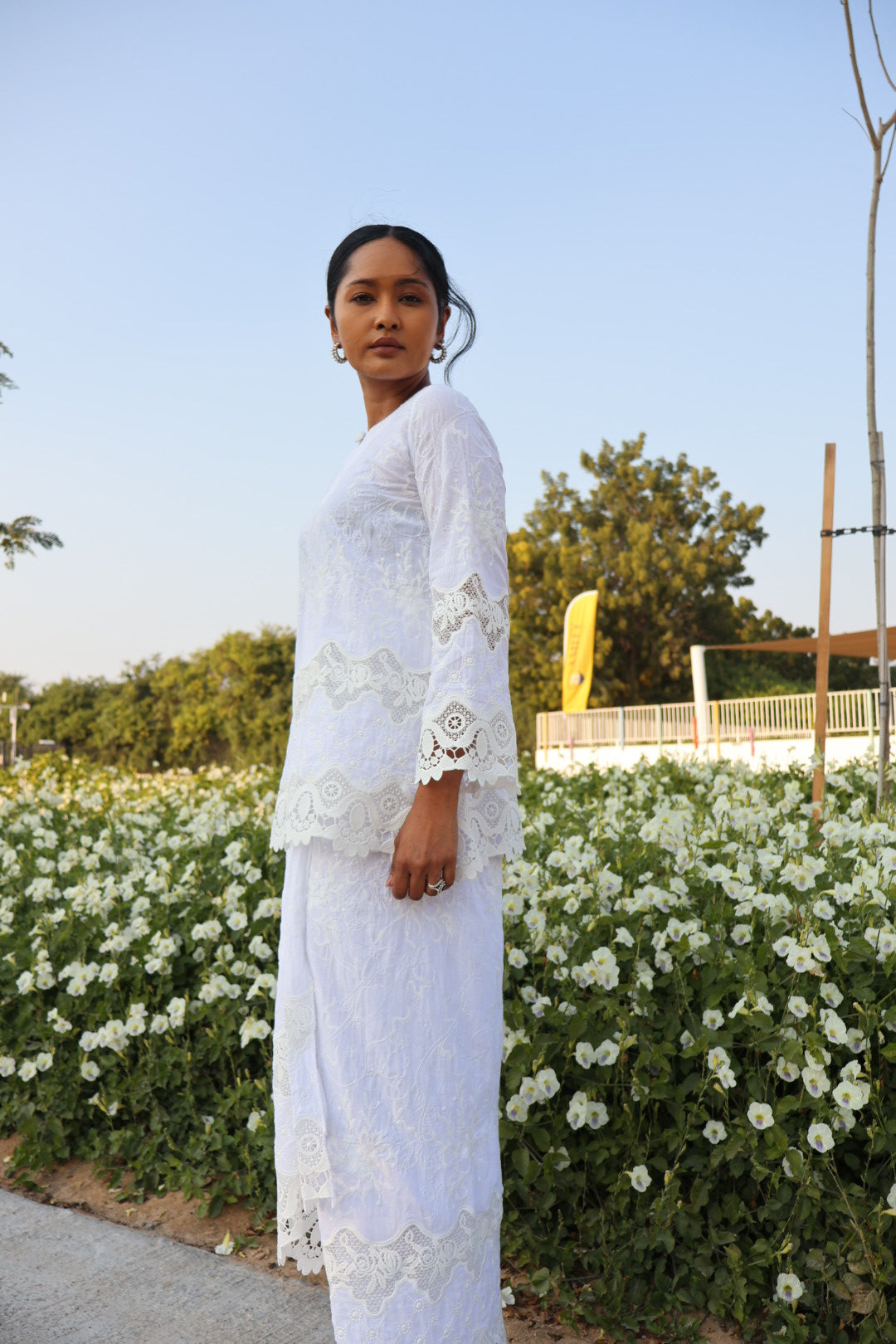 Dara Kurung in White