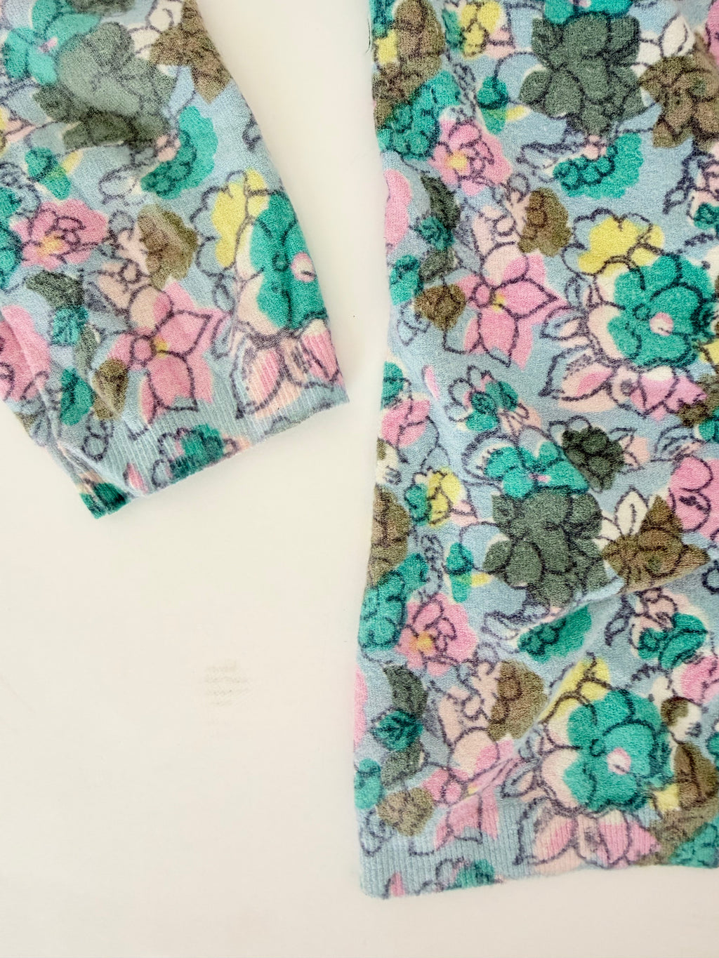 Anna Molinari Cardigan Blouse with Floral Details