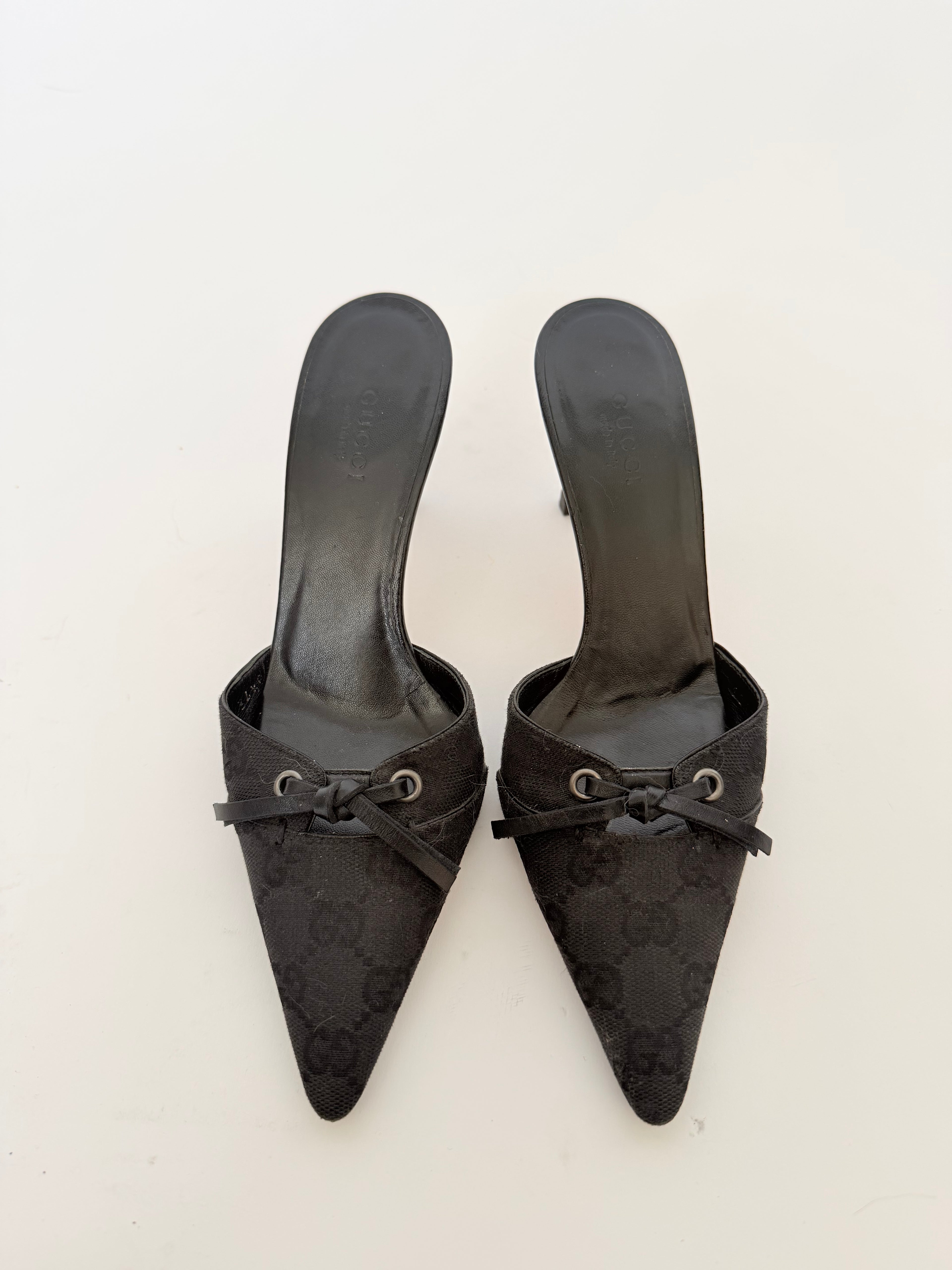 Gucci Monogram Bow Mules in Black in size 34