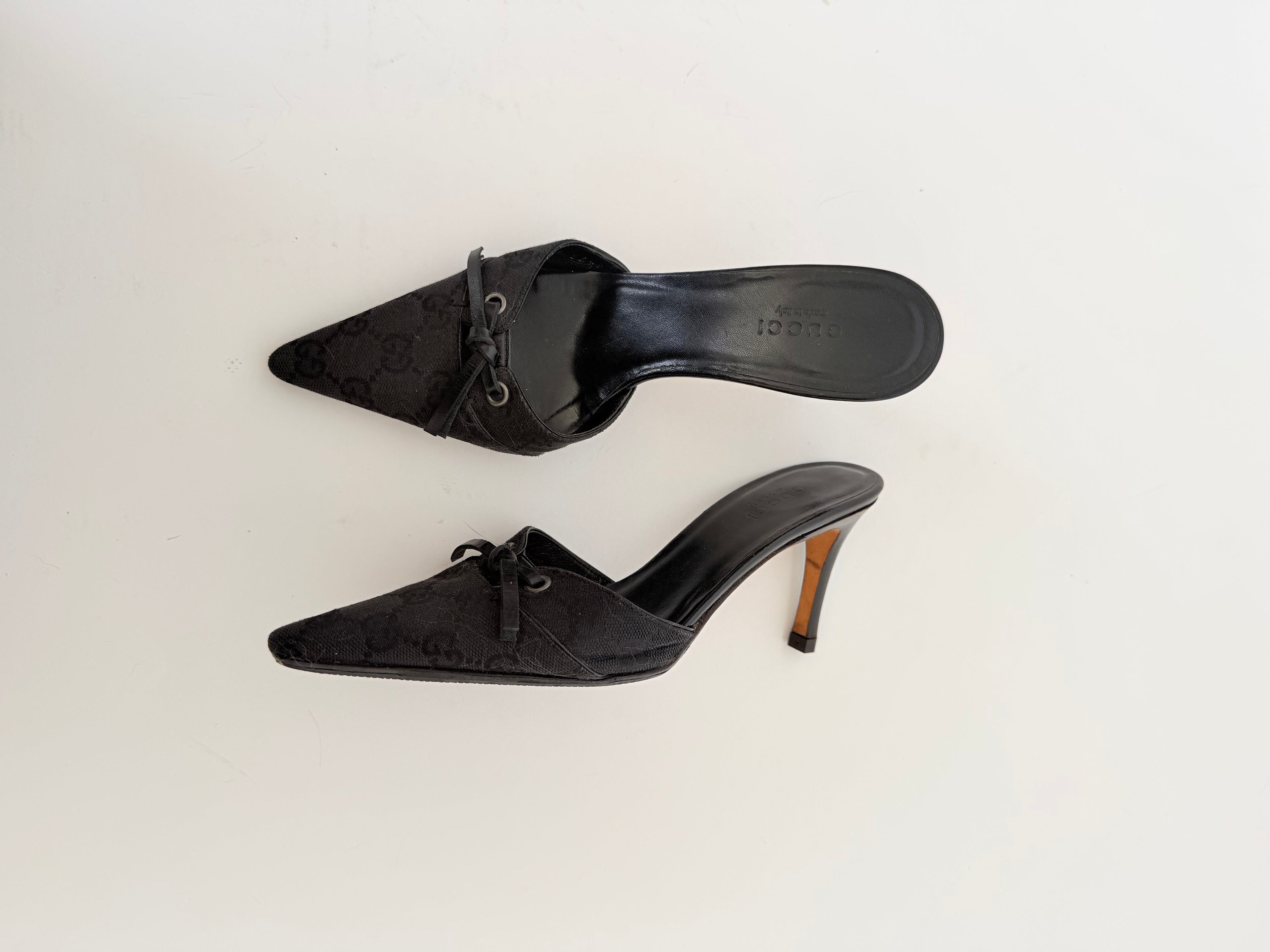 Gucci Monogram Bow Mules in Black in size 34