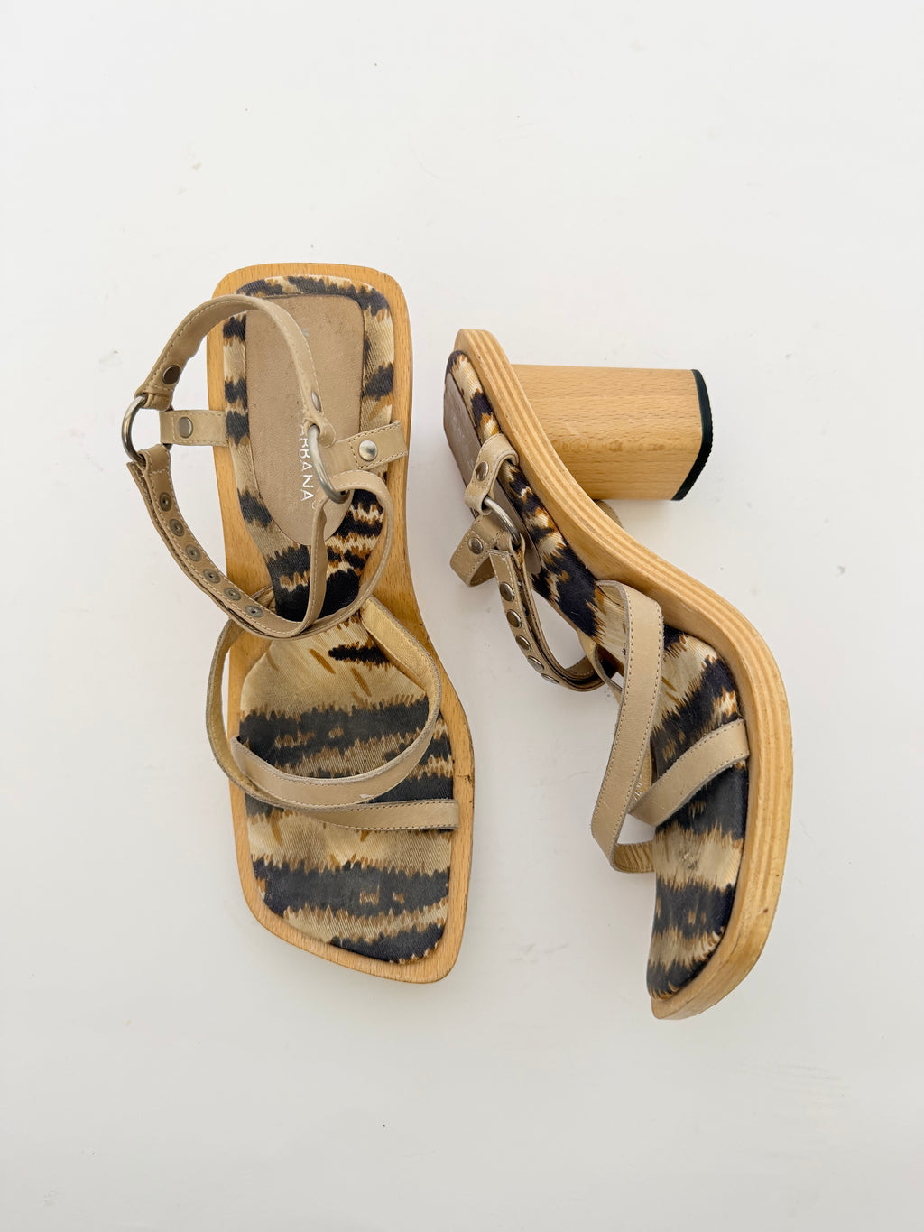 Dolce and Gabanna Tiger Printed Wooden Sandals size 39.5