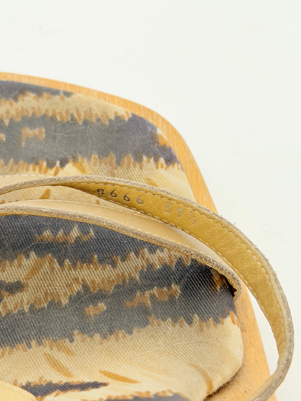Dolce and Gabanna Tiger Printed Wooden Sandals size 39.5