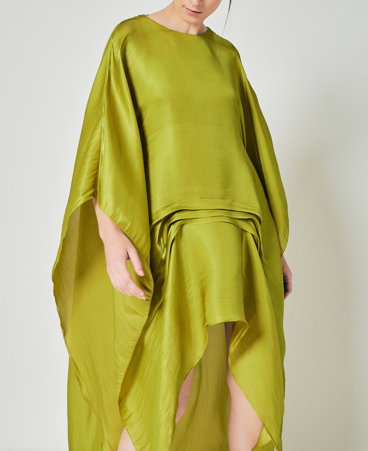 ALIA BASTAMAM Hestia Tail Caftan